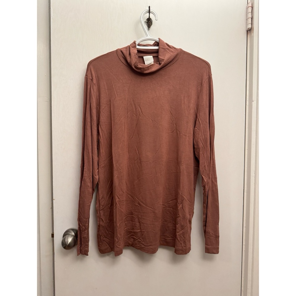 H&M Light Rose Turtleneck Top
